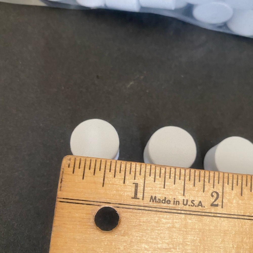 Darice Foamies Craft Foam Shapes Fake Faux Marshmallows smaller size lot of 190 - Picture 6 of 6